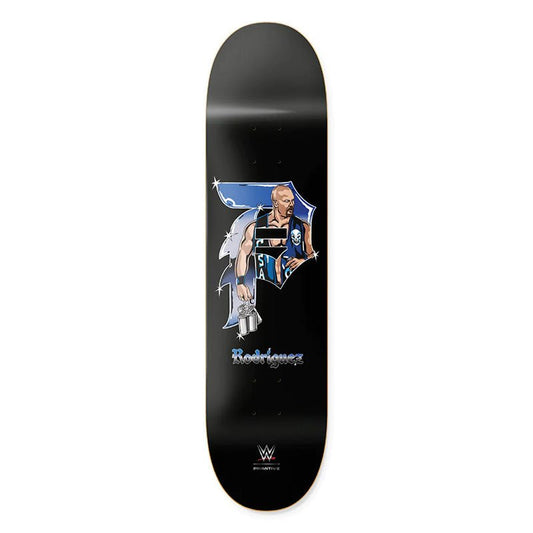 Primitive x WWE 8,625" x 32,125" RODRIGUEZ COLD ONE Planche de Skateboard